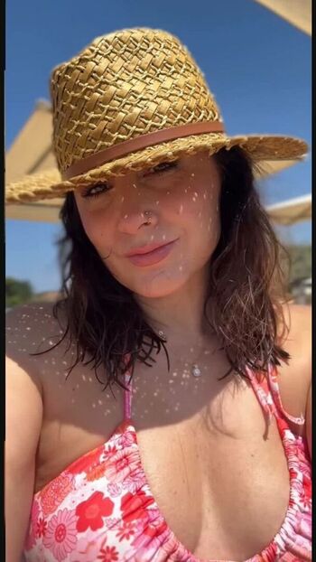 Full leaked Leyla aslan private photo
