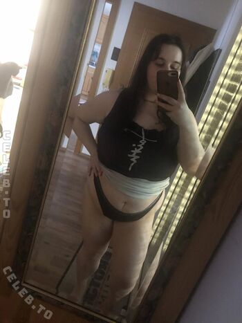 Full leaked Lia bloom page private photo