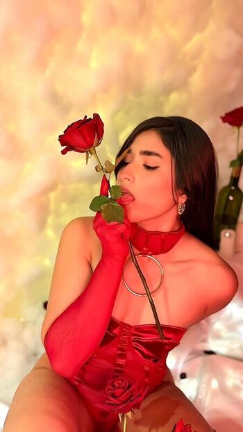 Full leaked Lia mar page private photo