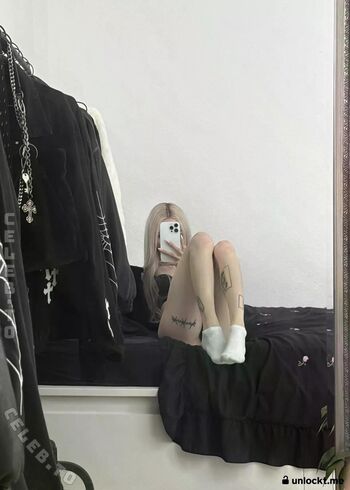 Full leaked Lia moon private photo