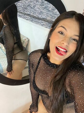 Full leaked Liaa star private photo