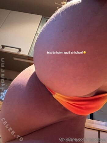 Full leaked Liabootyy private photo