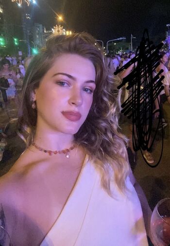 Full leaked Liabourdot private photo