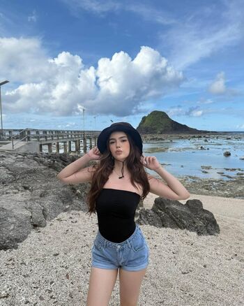 Full leaked Liana mae private photo