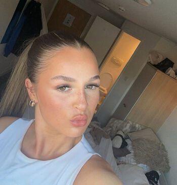 Full leaked Libby gill private photo