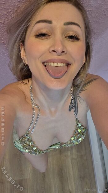 Full leaked Liensue private photo