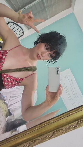 lifterlily_