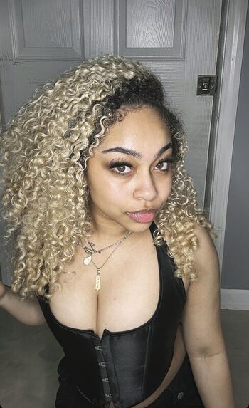 Full leaked Lightskin  page private photo