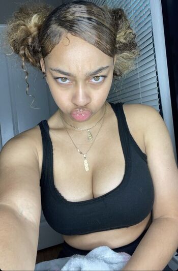 Full leaked Lightskin  page private photo