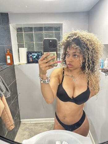 Full leaked Lightskin  page private photo