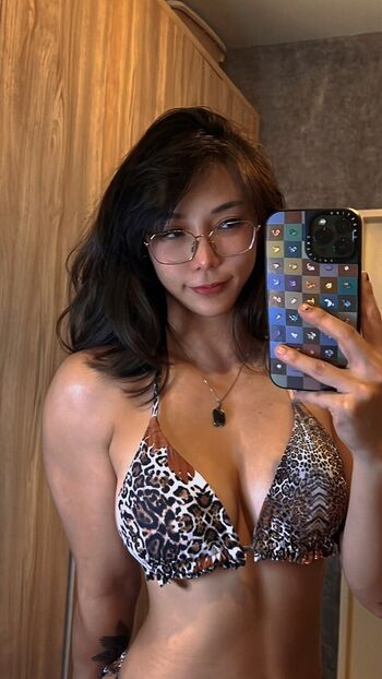 Full leaked Likitsangjaroen private photo