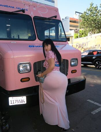 Full leaked Likkleyani private photo