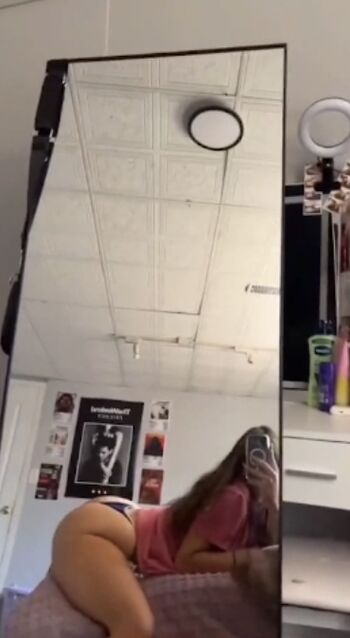 Full leaked Lil bean private photo