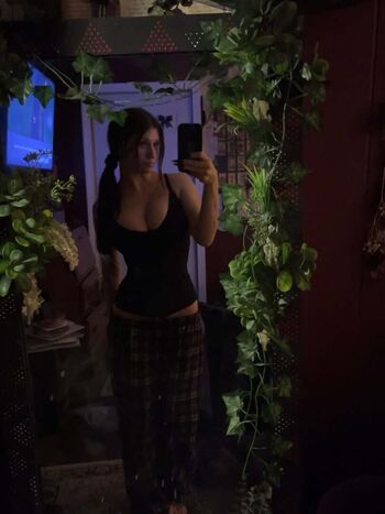 Full leaked Lil vampy private photo