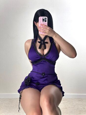 Lila Minx