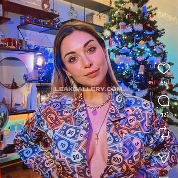 Full leaked Lilalacombe private photo