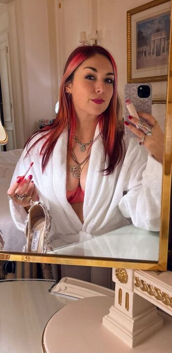 Full leaked Lilalacombe private photo