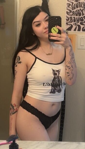 Full leaked Lilbajablas private photo