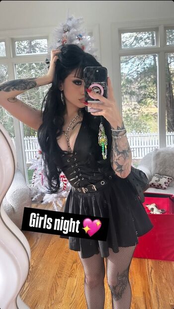 Full leaked Lilbatty page private photo