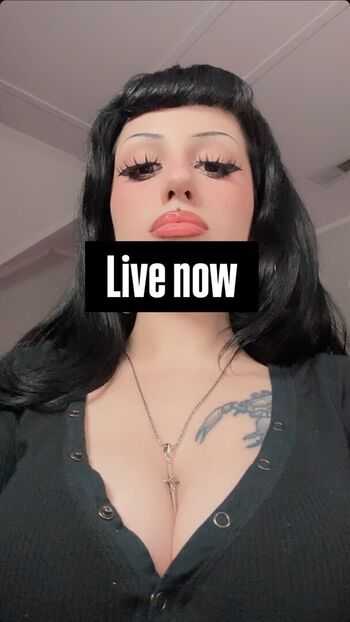 Full leaked Lilbatty private photo