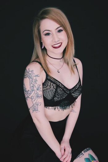 Full leaked Lilcannolii private photo