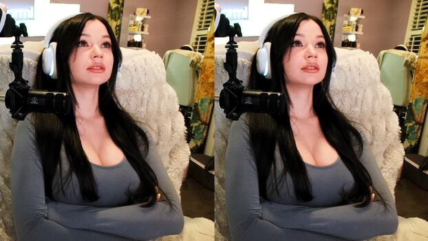 Full leaked Lilchiipmunk private photo