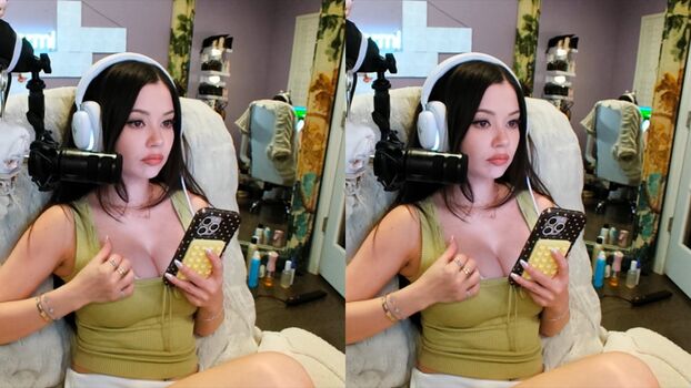 Full leaked Lilchiipmunk private photo
