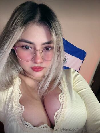 Full leaked Lildianaaa private photo