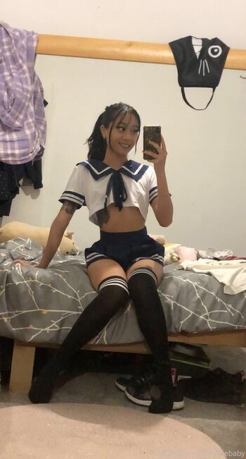 Full leaked Lilfoxiebaby private photo
