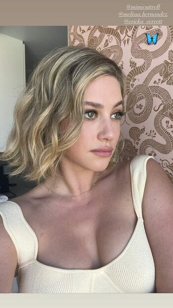 Full leaked Lili reinhart private photo