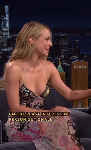 Lili Reinhart