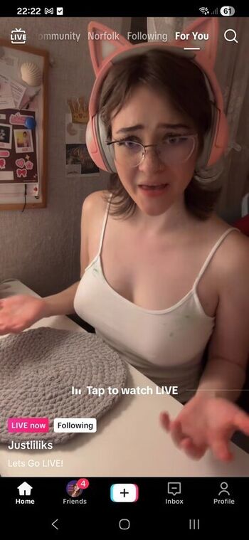 Full leaked Liliks private photo