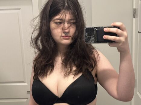 Full leaked Lilith private photo