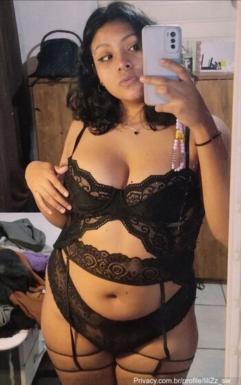Full leaked Lilizz page private photo
