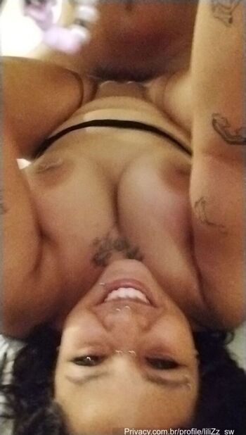 Full leaked Lilizz page private photo