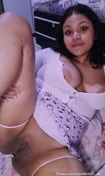 Full leaked Lilizz page private photo