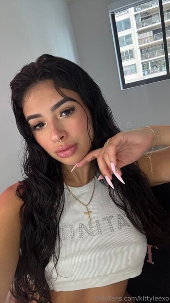 Full leaked Lilkittylee private photo