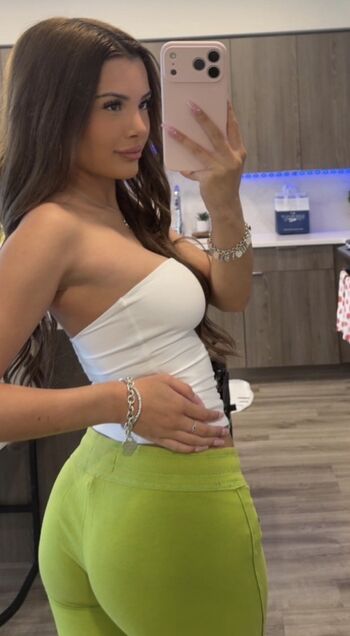 Full leaked Lillian delaney page private photo
