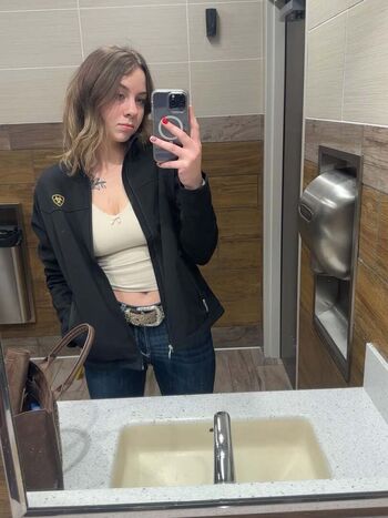 Full leaked Lilly manier private photo