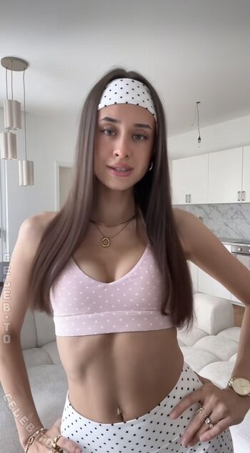 Full leaked Lillyfayye private photo