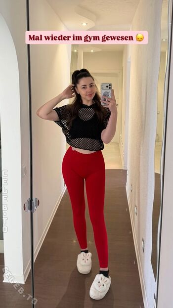 Full leaked Lillythechilly private photo
