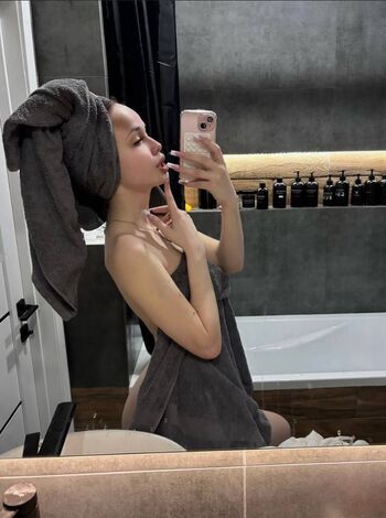 Full leaked Lilolendis private photo