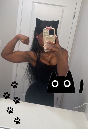 Full leaked Lilrawrs private photo