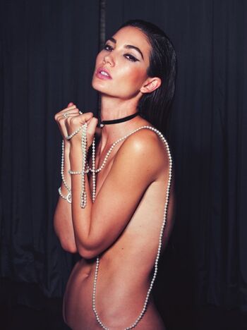 Full leaked Lily aldridge private photo