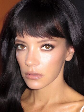 Full leaked Lily allen page private photo