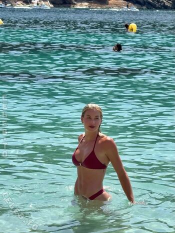 Full leaked Lily bowman private photo