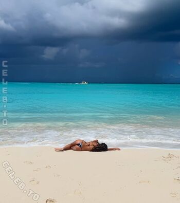 Full leaked Lily chee page private photo