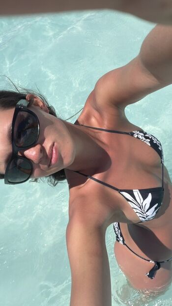 Full leaked Lily chee private photo
