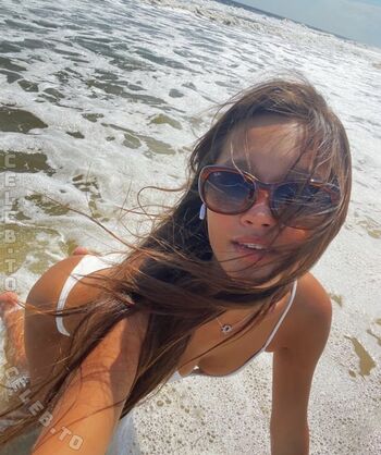 Full leaked Lily chee private photo