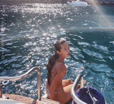 Full leaked Lily chee private photo
